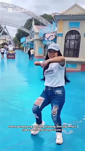 #capcut #capcutpioneer Hawak mo ang Beat Long Version dance trend Hawak mo ang Beat Long Version dance effect Hawak mo ang Beat Long Version dance tutorial how to do Hawak mo ang Beat Long Version dance Hawak mo ang Beat Long Version dance template AI Dance Overdrive ay sobrang viral ngayon! Nakakatawang AI dance effect na may mga galaw na viral sa TikTok, overdrive style na puno ng energy — ang resulta super cute, smooth, at talagang nakakatuwa! Mula sa ordinaryong larawan ➜ magiging buhay at n