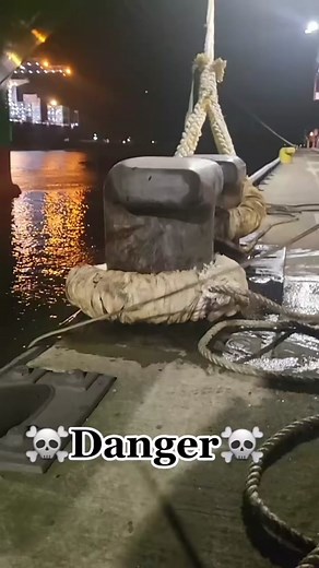 Scary Ship in the Ocean - Terrifying Video