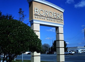 Borders Bookstore in Carrollwood Closing