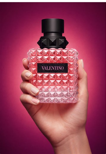 Turn simple photos into ads with this Banana Prompt. This prompt gives you: ✓ Accurate shape, color, and label details ✓ A bold high-energy aesthetic ✓ Studio-level lighting and splash dynamics 👉 Comment anything and i will send you the prompt. #banana #prompt #product #photography #fyp