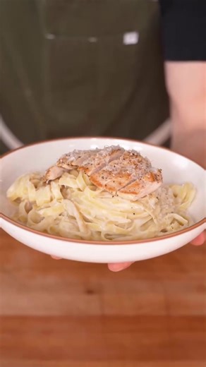 Josh 🤝 Josh High Protein Low Cal Alfredo @joshuaweissman on IG @Joshua weissman on TT Cauliflower Alfredo (Sauce Only) Ingredients: 1 large head cauliflower (or equivalent florets) 22 g Parmesan cheese 22 g Pecorino Romano cheese 3 cloves garlic ½ cup skim milk Directions Overcook the cauliflower until very soft (important for smooth texture). Add the hot cauliflower to a blender or food processor. Add Parmesan, Pecorino Romano, garlic, and skim milk. Blend until completely smooth and creamy.