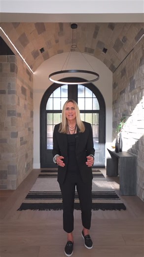 Our Trusted Network on Instagram: "There is luxury, and then there is the Tally Ho Estate. A visionary new build unlike anything else on the market, this architecturally bespoke estate is a masterclass in elevated living. 😍✨ Set on 1.65 acres with horse privileges and unobstructed mountain views, the property captures the soul of Arizona’s natural beauty while offering unmatched proximity to dining, shopping, and Sky Harbor Airport. Designed for those who demand the exceptional, the estate blen