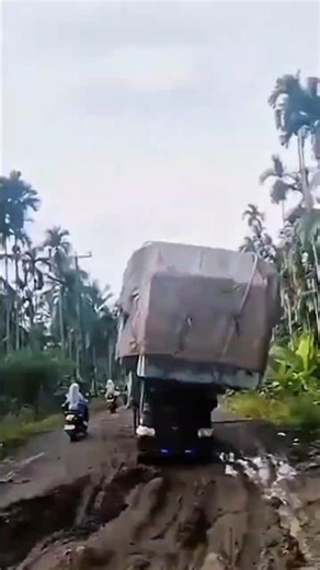 SO BE CAREFUL, BANG, DON'T FULL THE LOAD LIKE THAT 😭#viralshort