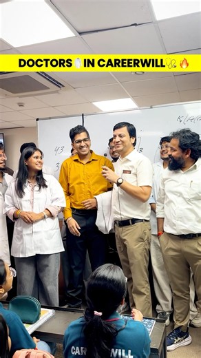 CareerWill Faculties Meet Their MBBS Students Again 🥹 Proud Teacher Moment