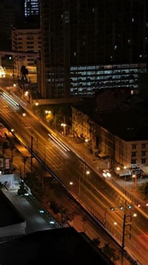 Smooth R&B - City Traffic Flow 4K | Kinetic Night Vibes 4 min #shorts