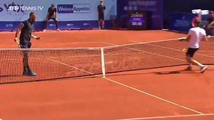 Tennis - Le coup incroyable de Benoît Paire