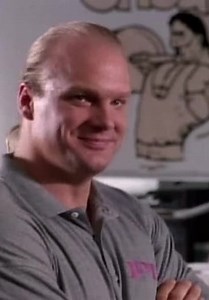 Renegade S03:E08 - Muscle Beach