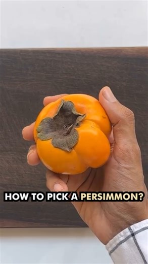 How to Pick a Persimmon 🍊? Seasonal Fruits of India series | #fruitsofindia