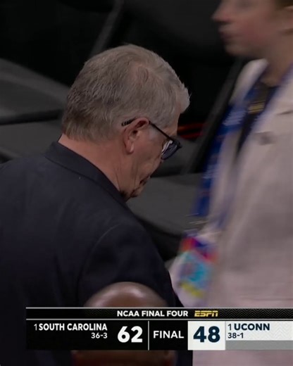 And again making it into something it wasn't. He went over and started shaking her hand when they started going at each other before the end. You want him to do it twice? Bffr.