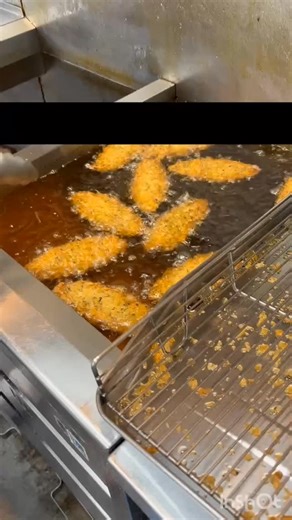 神奈川大学-voyage（ボヤージュ） on Instagram: "今週のランチメニュー！ #ランチ#みなとみらい#神奈川大学 #voyage #学食"