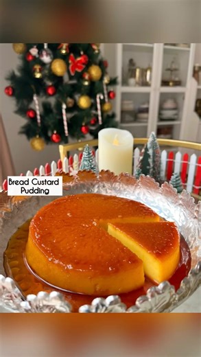 Bread Custard Pudding If there is one dessert you trying this festive season thai is it !! It’s quick and tastes sooooo good !! Detailed recipe in 30 minutes | Oh, Cheat Day