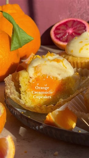 These cupcakes taste just like an Orange Creamsicle 🥺🍊 #orangecake #cupcakes #cupcakesoftiktok #winterfood #bakingtok