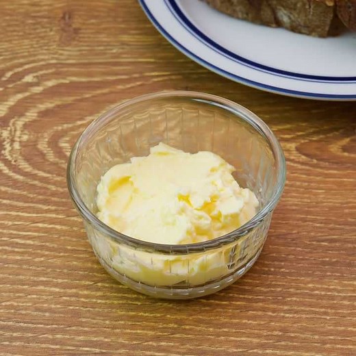 生クリームで作る！ バターの作り方のレシピ動画・作り方 | デリッシュキッチン