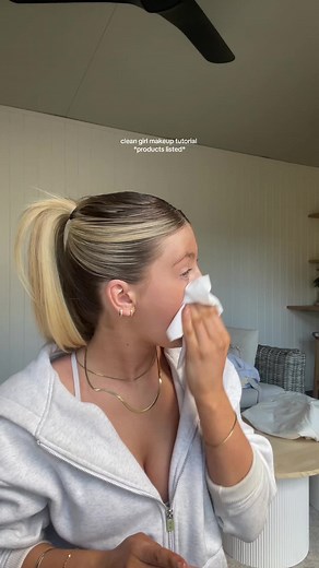 Quick and Easy Clean Makeup Tutorial: Glow Drops, Bronzer Wand, Concealer | Beauty & Style