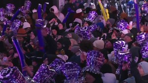 Crowds gather to watch the annual ball drop in New York’s Times Square, with fireworks welcoming in the new year. After the traditional annual drop, the ball rises again, sparkling in red, white and blue, followed by a second round of confetti to usher in 2026 and kick off months of celebrations for the United States’ upcoming 250th birthday. | MEAWW
