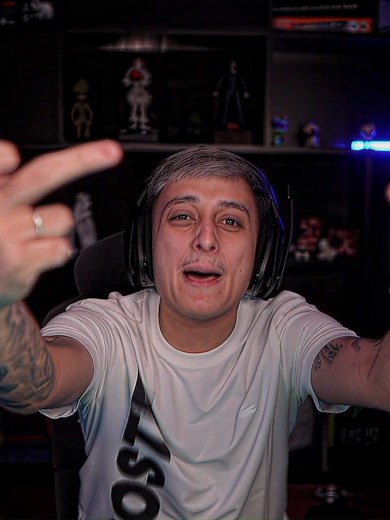 Dona's Musical Reactions and Edits on Twitch