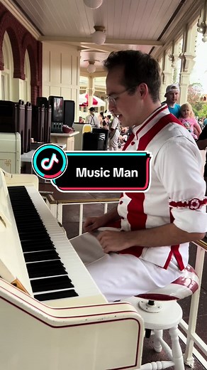 Andre Rieu Performing Seventy Six Trombones from Music Man