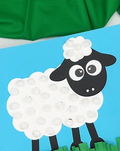 13K views · 57 reactions | This sheep craft is simple, fun, and great for spring or farm animal themes. Kids will love gluing on the fluffy cotton balls to bring their sheep to life. Download the template to get started  #sheepcraft #farmanimals #springcrafts #kidscrafts #preschoolactivities #easycraftsforkids #craftsforkids | Simple Everyday Mom | Facebook