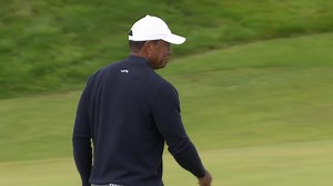 Tiger Woods drops long birdie putt at The Open