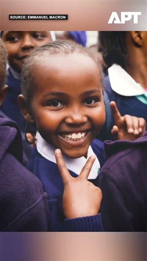 Macron Interrupts Children’s Lesson for Photo Op During Nairobi Visit | APT