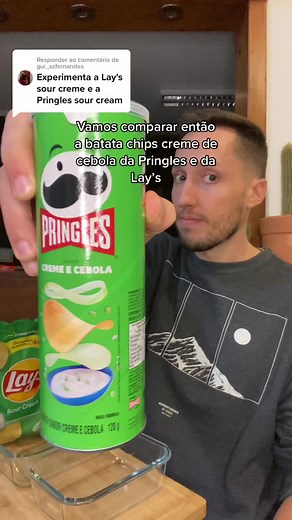 Pringles vs Lay’s: A Comparative Review of Onion Flavored Chips