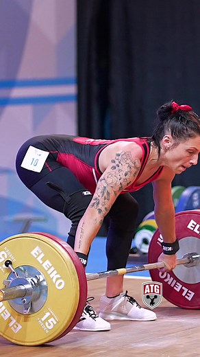 Danielle Gunnin (59kg 🇺🇸) snatching 💯kg / 220lbs at Pan Ams! #snatch #slowmotion #weightlifting | All Things Gym