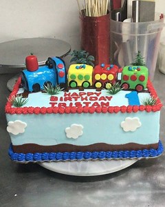 Locomotive 🚂 birthday cake. | Marissa's Cake