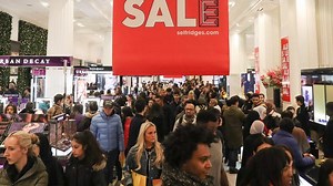 Shoppers start the Boxing Day hunt in Rundle Mall