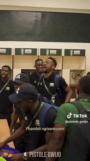 Phambili Nge War (Gwijo) Lyrics - Bafana Bafana