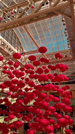 Dallas Galleria Ice Rink Features AMAZING Chinese Lanterns