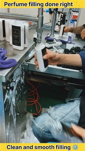 Perfume Bottle Filling Machine in Action #PerfumeBottle #PerfumeFilling #PackagingMachine