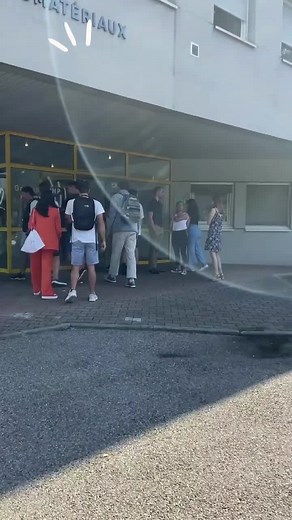 Grenoble INP-Pagora, école internationale spécialisée dans le secteur du papier, de la communication imprimée et des biomatériaux à Grenoble. 🧻🖨♻️ Elle forme les futurs ingénieurs de la filière Papier Carton. ↪ Alors, vous êtes prêt à nous rejoindre ? 🤓 #Generationpapiercarton #papiercarton #papier #carton