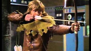 The Doctor fights with a Sontaran - The Time Warrior - BBC