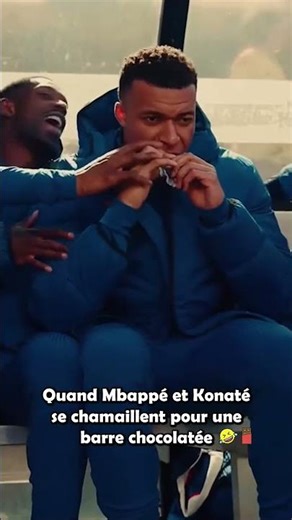 Mbappé se bat pour sa Barre de Chocolat pendant France - Colombie 😂