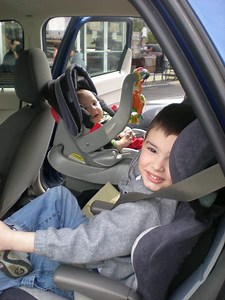 Encinitas Sheriff's Station Offers Free Car Seat Inspections