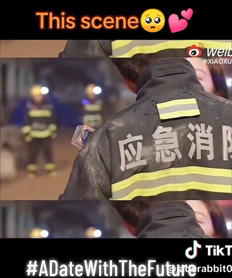 Mentally I'm still here 😅Wholesome kiss but so romantic ♥️ You don't need intense kisses to pull off a heart fluttering scene.You just need a strong chemistry.William Chan and Zhang Rounan have the strongest chemistry among all the CPs that I've watched this year 💕 #ADateWithTheFuture #WilliamChan #williamchan陈伟霆 #wetv #JinSichuan #Xulai #照亮你 #陳偉霆 #ZhangRounan #Cdrama #Chinesedrama #chinesedramalover #章若楠