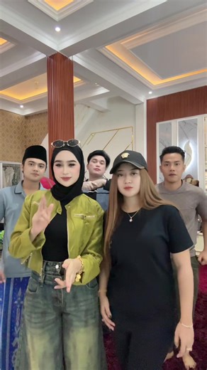 Aminya Zoya👶🏻 (@novitasr_02)’s videos with DJ MENINA DO JOB JJ KANE BY Apri Rmx - Apri Rmx [𝑿𝑮]