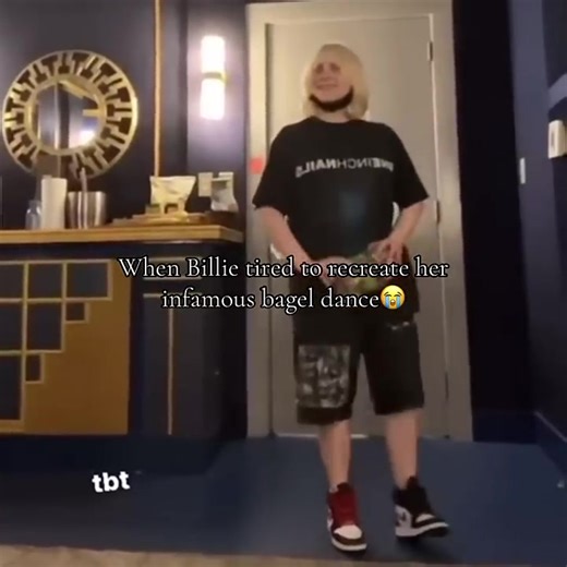 Billie Eilish Dance Moves You Need to See
