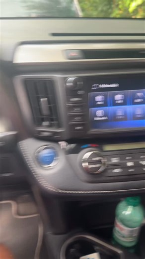 Car Studio on Instagram: "Aggiunta modulo carplay e Android auto su sistema originale : TOYOTA RAV 4 2018 ✅"