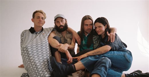 Big Thief share live show favorite “Simulation Swarm”