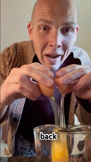 Being a detransitioner is like trying to put the egg back into the shell #detrans #transgender
