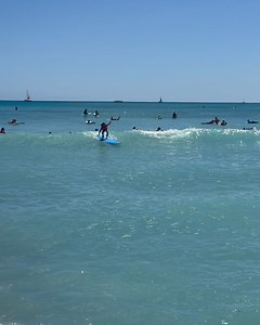 Audrina Patridge on Instagram: "Paradise 🌺"