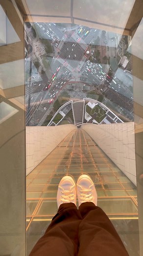 13K views · 281 reactions | Would you want to visit Seoul? This is Lotte World Tower, the tallest building in South Korea! #seoul #seoulkorea #southkorea #LOTTEWORLDTOWER #lotteworld #Korea | Miso Jen Kitchen | Facebook