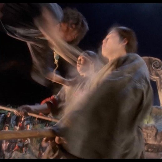 Hilarious, heart-felt martial arts comedy starring Stephen Chow... #OutThisWeek KING OF BEGGARS, presented from a new 2K restoration on Blu-ray for the first time outside of Asia! Available NOW from: 🇬🇧 Eureka Store https://buff.ly/MnP3frX 🇬🇧 Terracotta Distribution https://buff.ly/uDAv5i1 🇬🇧 DEFF https://buff.ly/UR6yuKt 🇬🇧 Limelight Collection https://buff.ly/xFUw3pm 🇬🇧 HMV online https://buff.ly/ogFQDqs 🇬🇧 Amazon UK https://buff.ly/dRzWp7Q 🇺🇸🇨🇦 MVD https://buff.ly/yNwupRQ 🇺🇸�