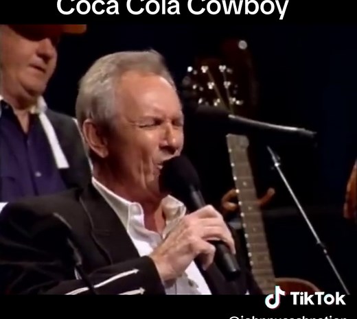 #meltillis #cocacolacowboy #country #countrymusic