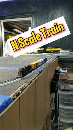 N Scale Train #train #nscale #modeltrains #loop #viral #shortvideo #short #shorts #shortsvideo #yt