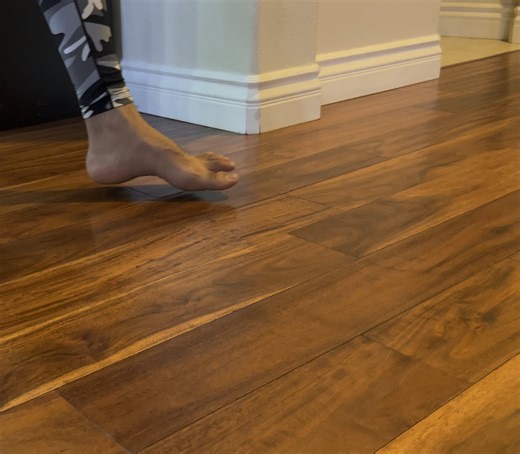 Dipping in the floor