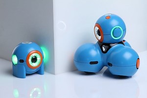 Play-i Robots Teach Kids to Code