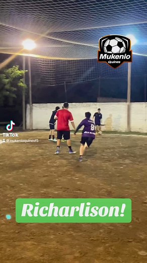 ✂️ TIJERA DE RICHARLISON!! Como la tijera-volea de Richarlison contra Serbia en Qatar 2022, @axel.amayaa9 anotaba un golazo anoche para “La Canchita FC” de Villa de Praga, ante Los DJ’s! @cancha_el_tute | Mukenio Quines