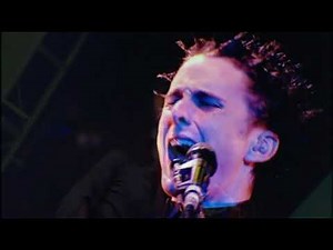 Muse: Hullabaloo Live at Le Zenith, Paris + documentary from HULLABALLOO.